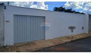 Imagem 2: Oportunidade Única no Chica Ferreira: Casa Ampla + Edícula + Ponto Comercial!