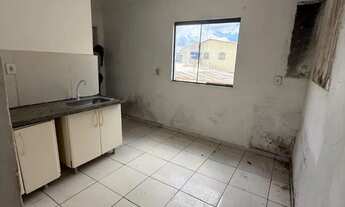 Imagem 3: QNL 20, Taguatinga Norte - Sobrado de três quartos e com comércio