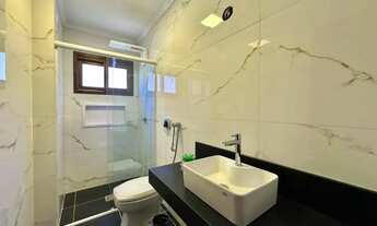 Imagem 3: A 1 QUADRA DO MAR! Amplo 2 Dorms + Suíte, Sacada e Churrasqueira!