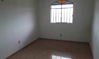 Imagem 5: Casa de 3 pavimentos, 3 quartos, sala, cozinha, 2 banheiros, 2 vagas cobertas