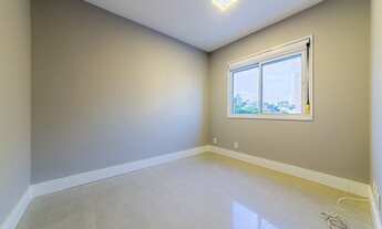 Imagem 7: Apartamento 2 dormitórios sendo 1 suíte, 2 vagas lado a lado cobertas c/infra completa no