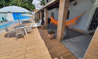 Imagem: Área do terreno 750m2 Área construída