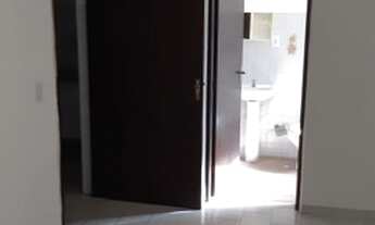 Imagem 2: Casa - 1 Dormitório - Parque Turiguara - Cotia/SP