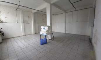 Imagem 2: Galpão/Depósito/Armazém para aluguel tem 200 metros quadrados