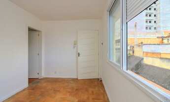 Imagem 4: Apartamento Residencial 2 dormitórios no bairro Rio Branco em Porto Alegre