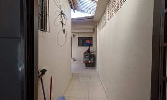 Imagem 4: Casa para venda com 219 metros quadrados com 3 quartos em Santa Mônica - Uberlândia - MG