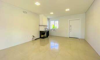 Imagem 7: Casa de condomínio para venda possui 279 metros quadrados com 4 quartos