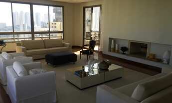 Imagem 5: Oportunidade com 4 suites, lareiras, andar alto