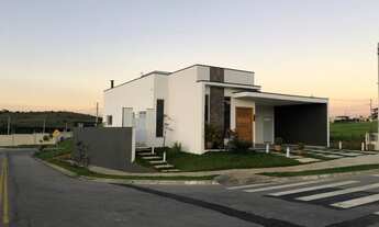 Imagem: Casa 3 suítes no Vale dos Cristais - CA51