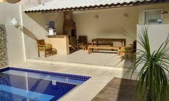 Imagem: Charmosa residência dentro de condomínio