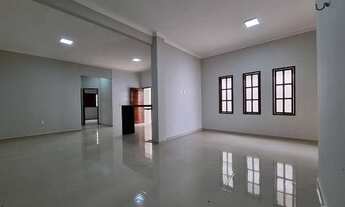 Imagem 6: Casa para venda tem 202 metros quadrados com 3 quartos