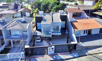 Imagem 2: Sobrado Geminado Alto Padrão sendo 1 Suíte + 2 Quartos no Saguaçu - Joinville - SC