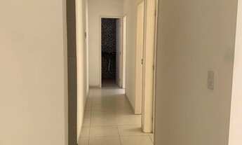 Imagem 5: Apartamento com 3 quartos, próximo a comércios, acesso em rua asfaltada, por R$ 180.000