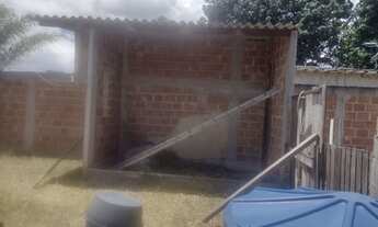 Imagem 7: Terreno grande, de fundos, com 2 cômodos. Perto de Campo Grande