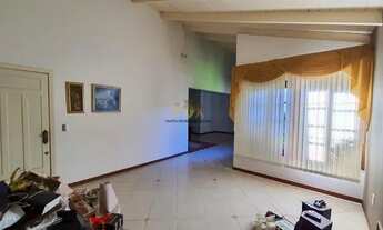 Imagem 3: Casa para Venda em Florianópolis, Santa Mônica, 4 dormitórios, 1 suíte, 3 banheiros, 2 vag