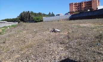 Imagem: Excelente área á venda na Av. Itavuvú