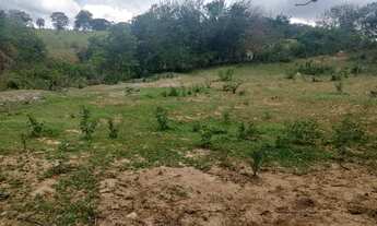 Imagem 4: Terreno com lagoa em Jaboticatubas