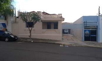 Imagem: Casa em Bauru, Rua Azarias Leite, quadra