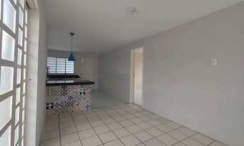 Imagem 2: Casa para venda com 100 metros quadrados com 3 quartos em Centro - Lauro de Freitas - Bahi