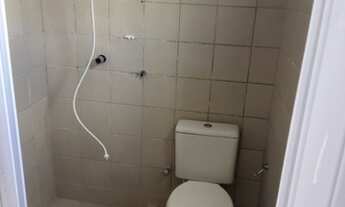 Imagem 3: Casa em Candeias com 350m2 de área total, 1 quadra da praia