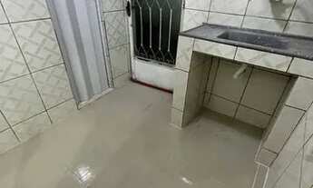 Imagem 6: Quitinete em vila familiar longe de comunidade ao lado Parque de Madureira