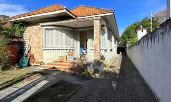 Imagem: PORTO ALEGRE - Casa Padrão - IPANEMA