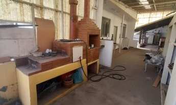 Imagem 4: Casa para venda possui 350 metros quadrados com 4 quartos em Santa Terezinha - Juiz de For