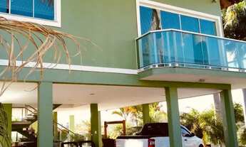 Imagem 2: Linda casa mobiliada! Pé direito duplo, piscina, churrasqueira