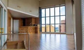 Imagem 1: Apartamento duplex mobiliado para venda no Batel em Curitiba/PR - Confiancce Imóveis