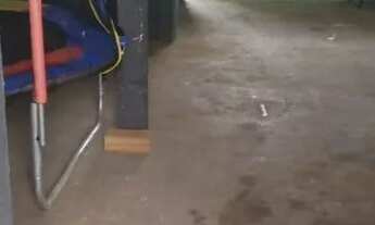 Imagem 3: Vende-se espaço com piscina