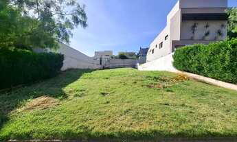 Imagem: Terreno de 422m² à venda em condominio