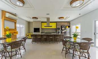 Imagem: Casa em Condomínio, 04 Quartos, 04 Vagas