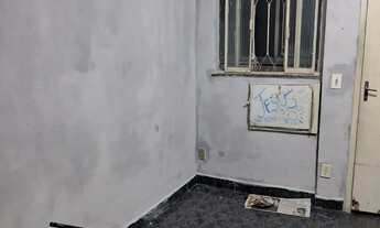 Imagem: Alugo kitinet 550