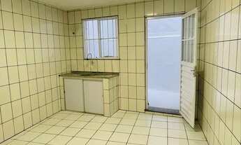 Imagem 6: Casa 2/4 suite / primeiro andar