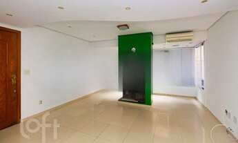 Imagem 2: Apartamento à venda em Petrópolis com 85 m², 2 quartos, 1 suíte, 1 vaga