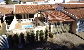 Imagem: Casa 3 Dormitórios sendo 2 Suites Com piscina