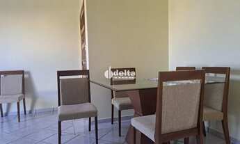 Imagem 4: Apartamento com 3 quartos sendo 1 suíte disponível para venda no bairro Santa Mônica em Ub