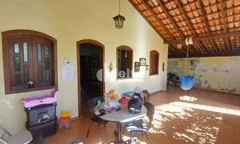 Imagem: Casa residencial e comercial disponível