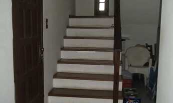 Imagem 7: Aluguel de Casa Comercial de 160m² com Ampla Garagem em Localização Estratégica