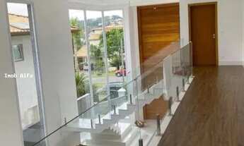 Imagem 5: Casa para Venda em Jandira, Jardim do Golf I, 3 dormitórios, 3 suítes, 4 banheiros, 9 vaga