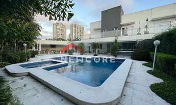 Imagem: Casa de condomínio em Avenida Doutor Martin