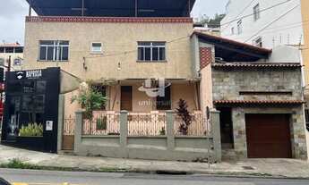 Imagem: Sobrado no Paineiras com terraço e varanda