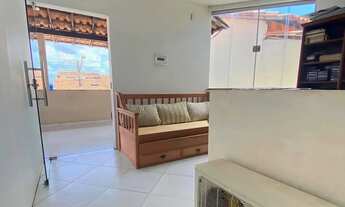 Imagem 2: Uma das maiores casas duplex no Habitacional Turu, financiavel, a baixo do preço de avalia