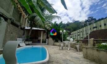 Imagem 2: Casa com 4 Quartos e Piscina na Glória, RJ