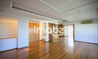 Imagem: Apartamento à venda na Avenida Carlos Queiroz