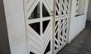 Imagem 2: Casa com 5 dormitórios, 250 m² - venda por R$ 500.000,00 ou aluguel por R$ 2.300,00/mês