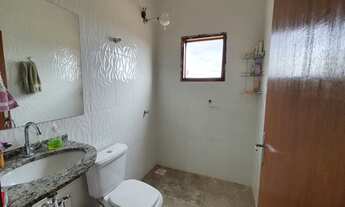 Imagem 4: Casa em Condomínio com Piscina Churrasqueira Campo Gramado