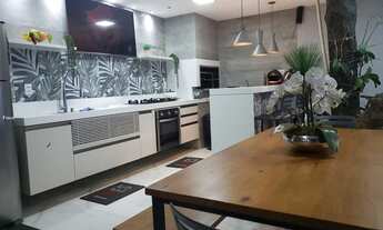 Imagem 3: EXCLUSIVIDADE! - Casa Impecável Com Piscina e Churrasqueira em Santa Mônica, Vila Velha/ES