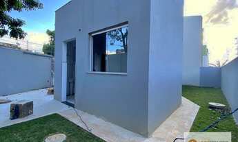 Imagem: Casa de esquina entrada independente com