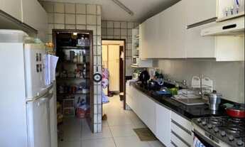 Imagem 2: Apartamento de luxo na ponta verde, 252m2 03 suítes, 300 mts da praia